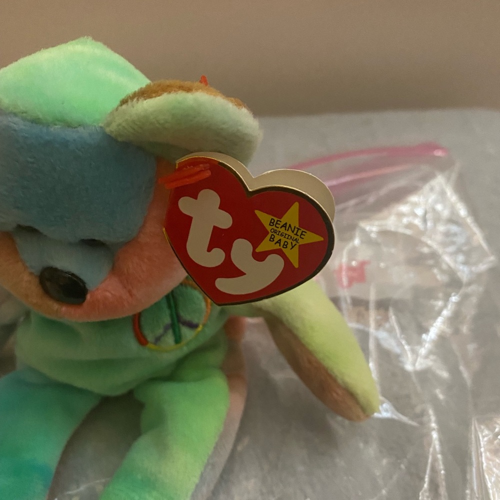 A rare Ty with errors and tag errors